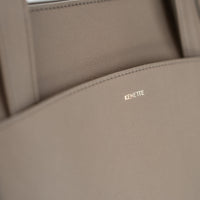 (NEW) ITALIAN ZIP TOTE