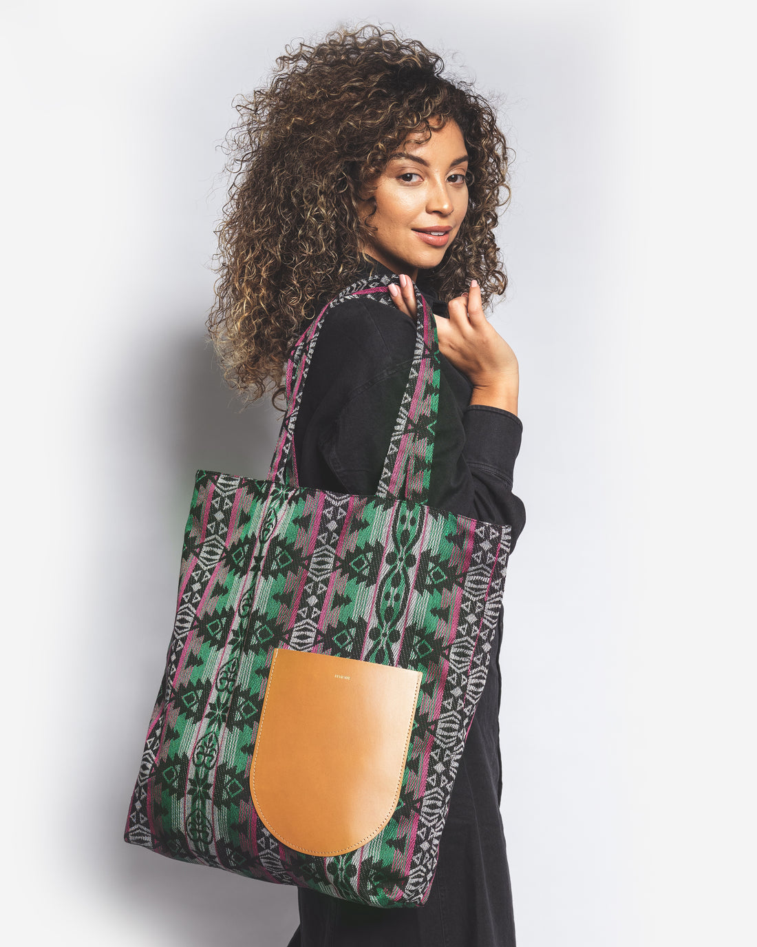 SUSTAINABLE LARGE MOTIF TOTE